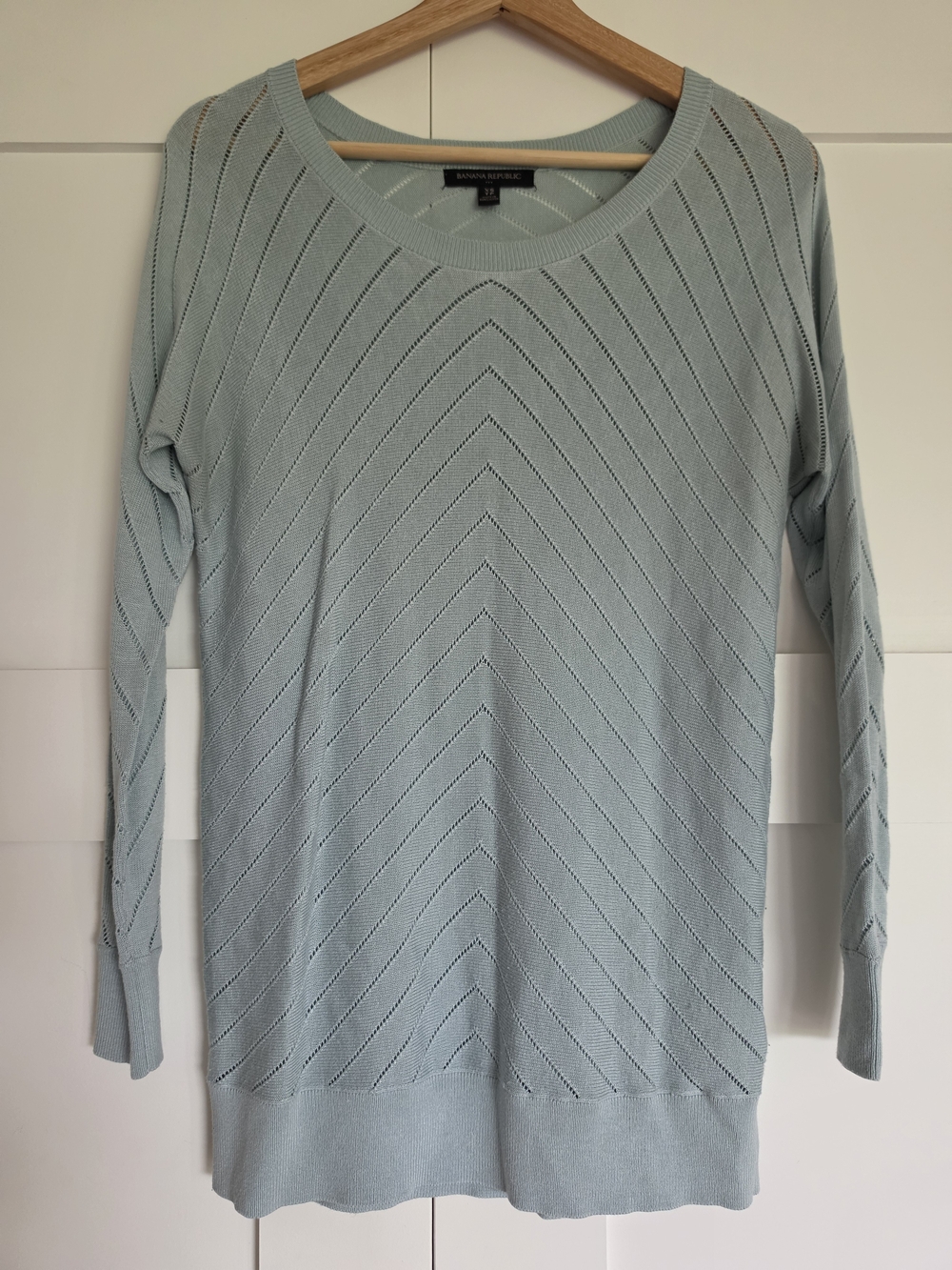 Banana Republic Light Blue Knit Sweater - Women's